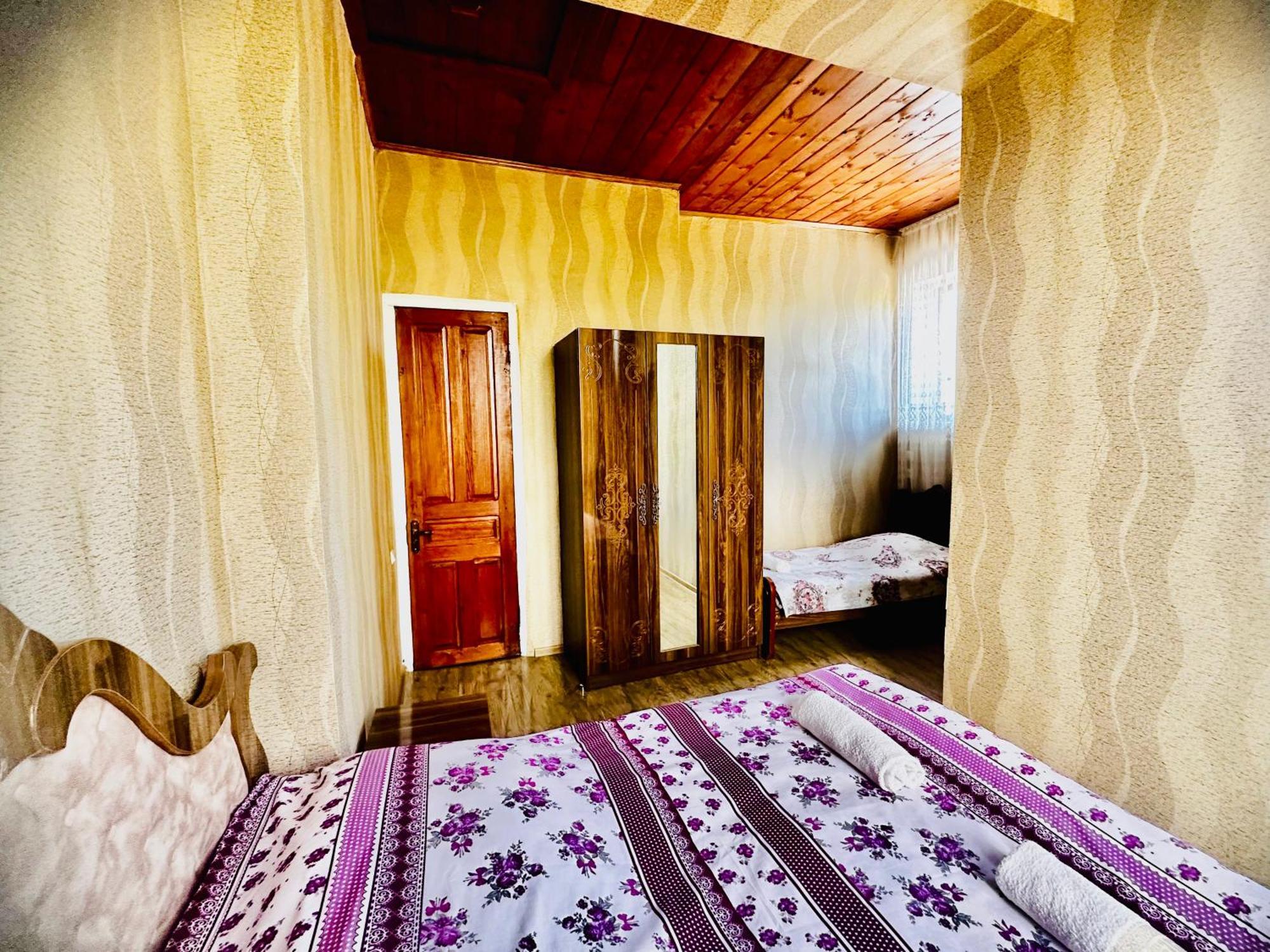 Guesthouse Kamelia マートヴィリ エクステリア 写真